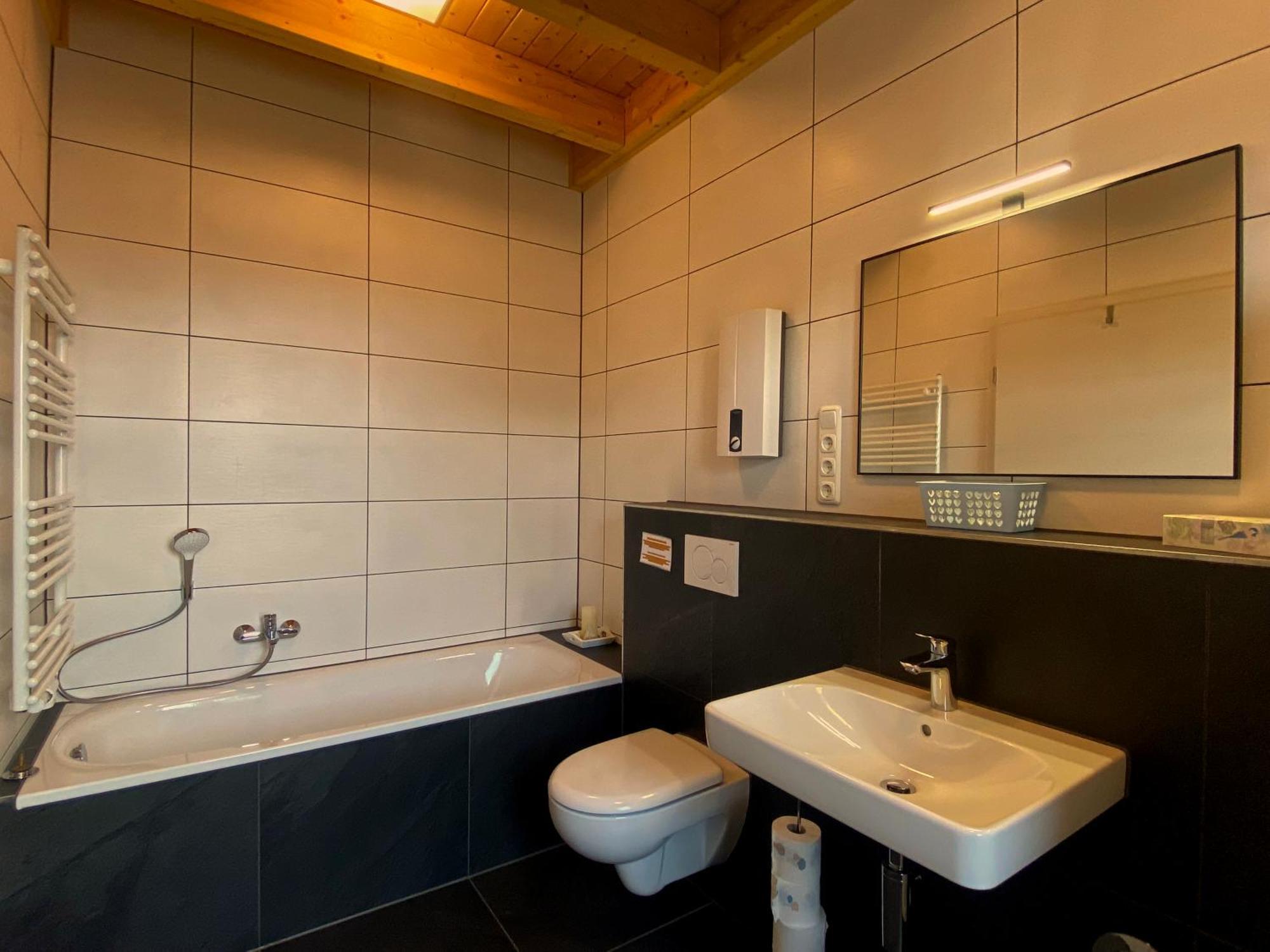 Ferienwohnung Am Weiher Kategorie 1 Nideggen Ngoại thất bức ảnh